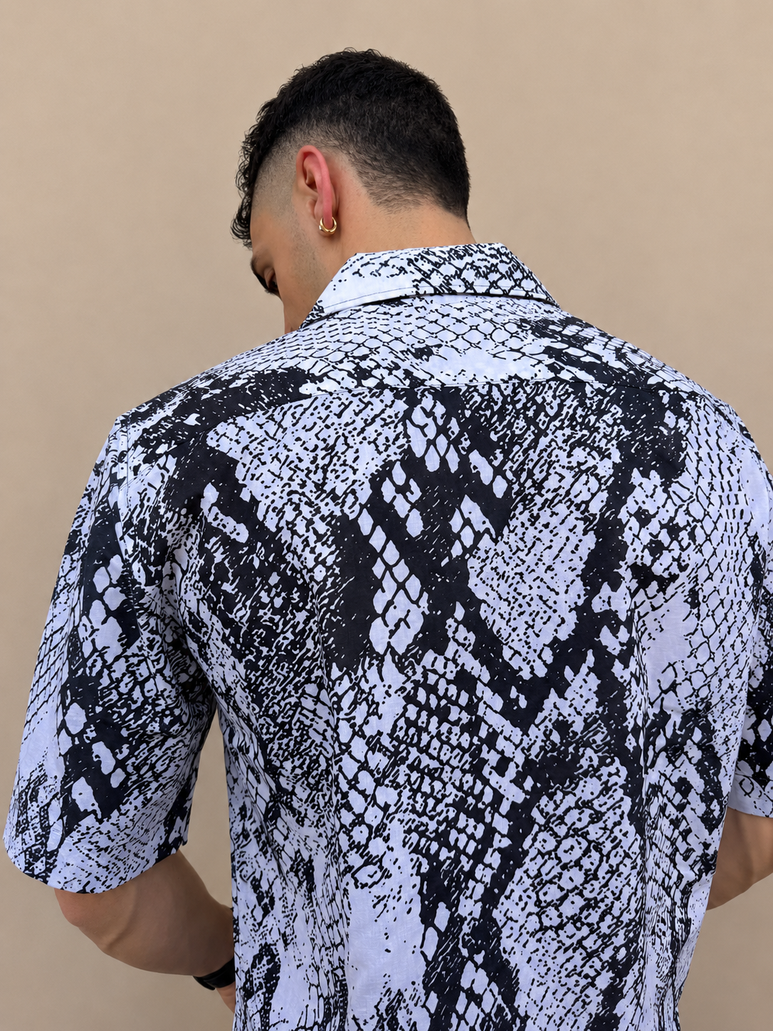 Coordinato camicia in cotone e costume da bagno V17