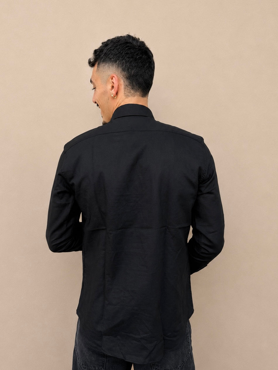 Camicia in lino nera