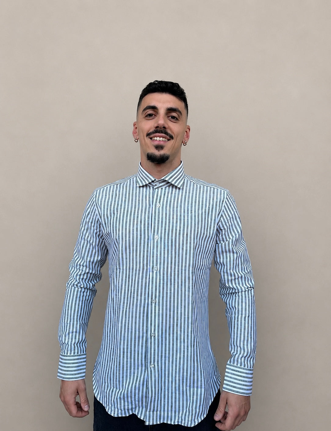 Camicia in lino rigata verde