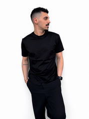 T-shirt filo di scozia nera